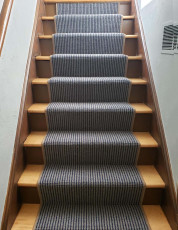 carpet runner stairs