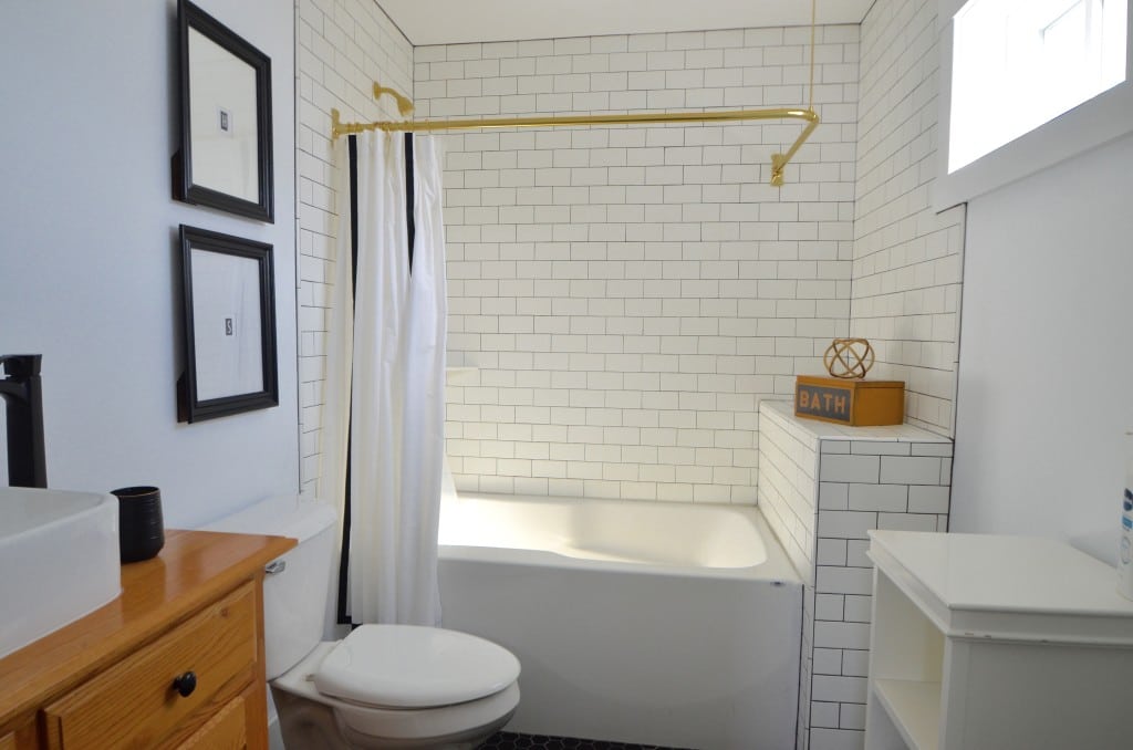 Farmhouse bathroom