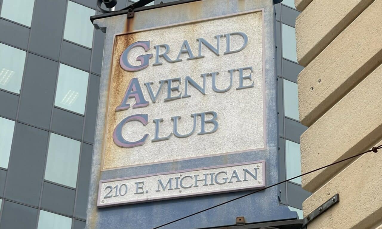 NEWS RELEASE: Grand Avenue Club Receives Design for a Difference Milwaukee Makeover