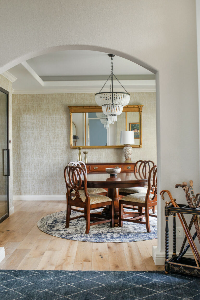 hardwood floor dining room