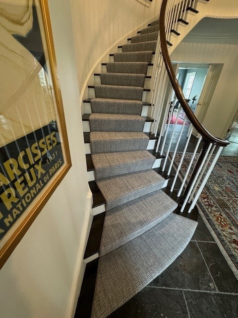 spiral staircase carpet runner